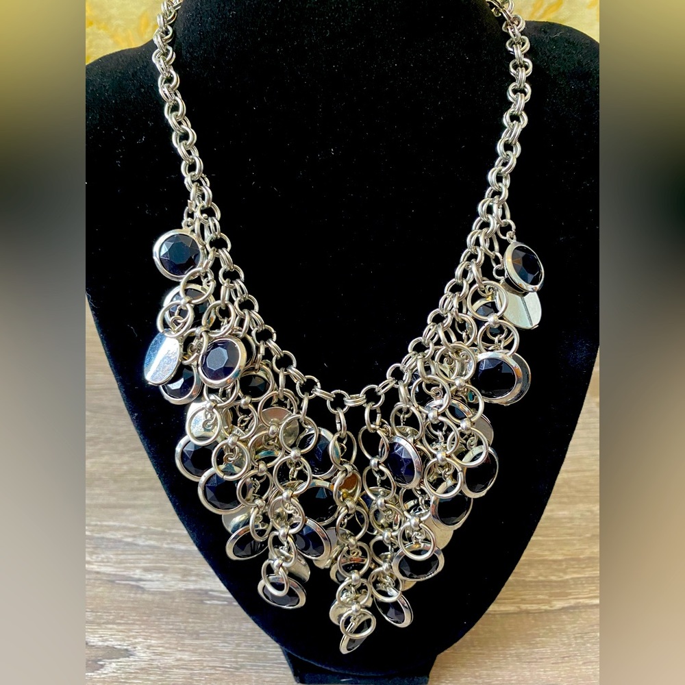 “Posh” necklace by Mialisia of Youngevity